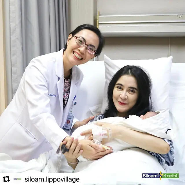 5 Potret Uut Permatasari Momong Buah Hati Kedua yang Baru Lahir