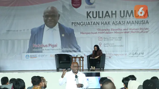 Menteri HAM RI saat menjadi pembicara utama di Nusa Putra University Sukabumi. (Liputan6.com/Fira Syahrin).