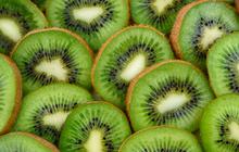 Berapa Kalori dan Nutrisi dari Buah Kiwi? Serta Rahasia Menakjubkan dari Kiwi untuk Mata