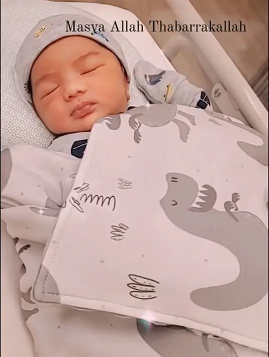 Bebi Silvana Melahirkan (Instagram/bebi.silvana)