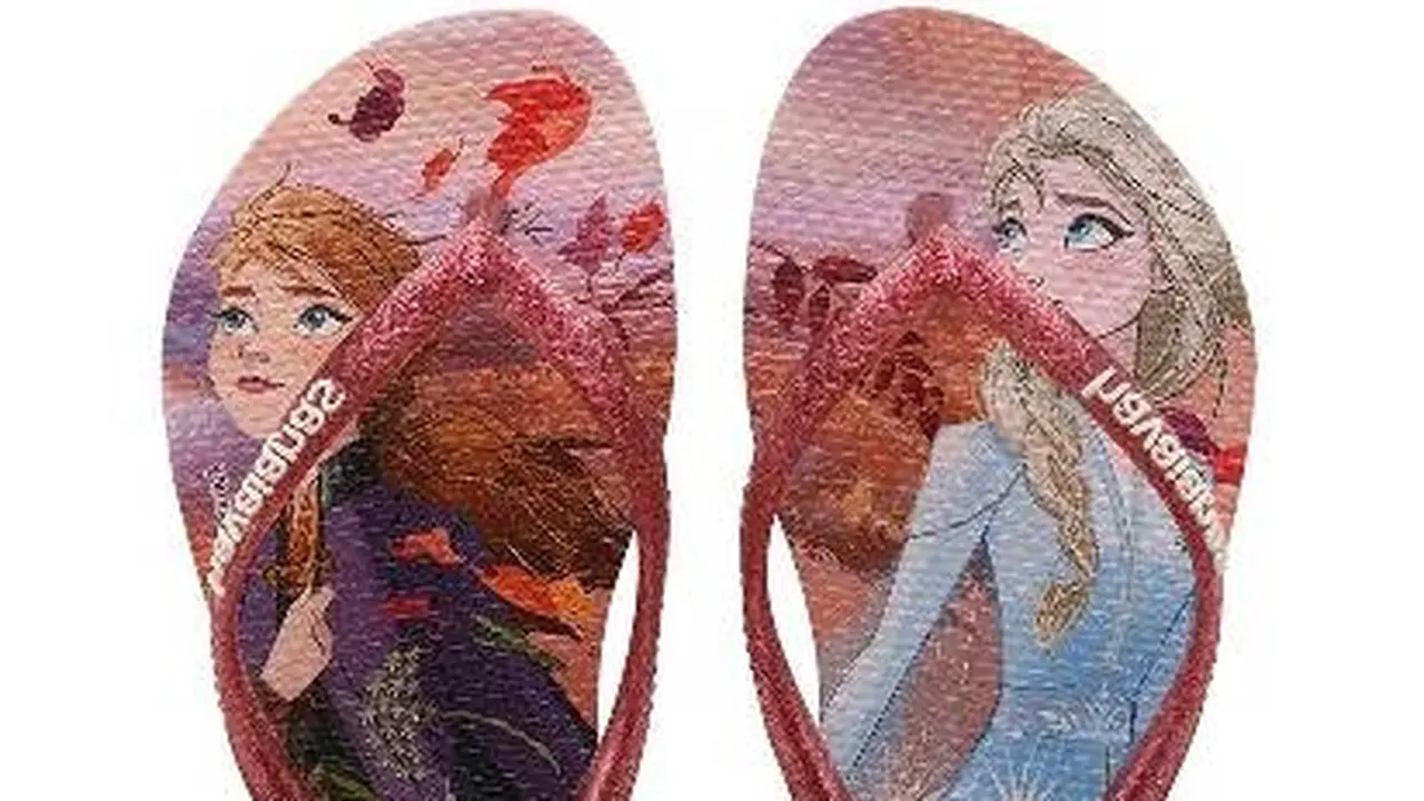 Koleksi Sandal Frozen 2 Bawa Petualangan Dunia Magis