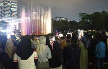 Tak Ada Kembang Api dan Petasan, Monas Tampilkan Air Mancur Menari dan Video Mapping