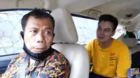 7 Potret Sopir Baim Wong Melihat Hasil Renovasi Rumahnya