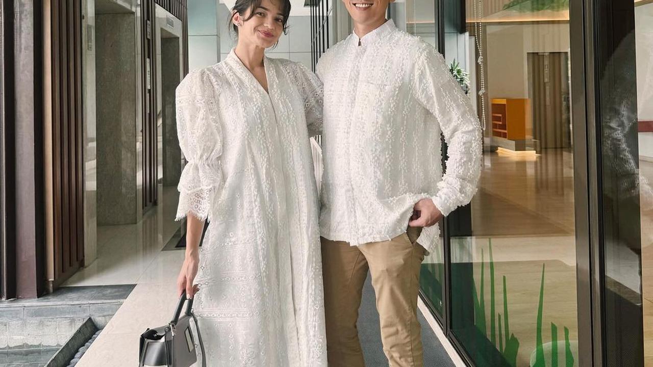 Inspirasi Baju Lebaran Couple 2025, Gaya Serasi Artis dari Enzy Storia hingga Maudy Ayunda