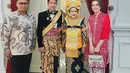 Di HUT ke-78 RI, Jokowi tampil mengenakan Ageman Songkok Singkepan Ageng. Ini adalah baju adat para raja Pakubuwono dari Kesultanan Surakarta. [Foto: Instagram/reisabrotoasmoro]