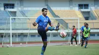 Pemain naturalisasi milik Persib Bandung, Esteban Vizcarra. (Bola.com/Muhammad Faqih)