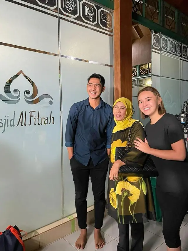 Fans Berat, Ini 6 Momen Ibunda Inul Ketemu Amanda Manopo dan Arya Saloka