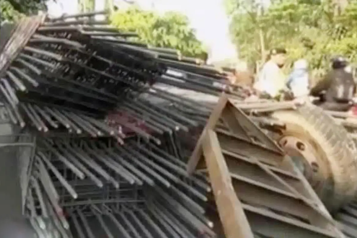 Segmen 1: 10 Ton Besi Jatuh di Kwitang hingga Kabut Asap Riau