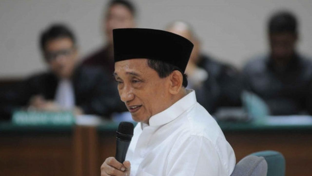 Ekspresi Fuad Amin dicecar JPU terkait suap gas Bangkalan