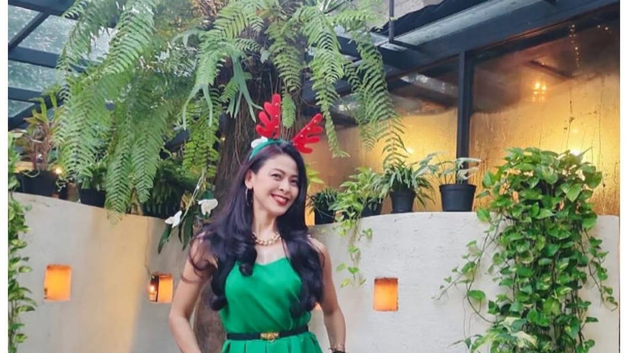 Putri Indonesia Pertama Cantik & Awet Muda, Indira Sudiro