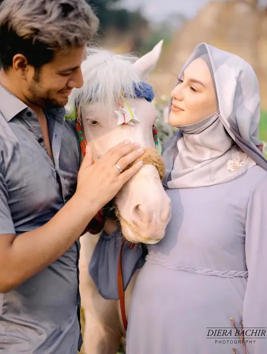 Irish Bella dan Ammar Zoni Maternity Shoot (Instagram/dierabachir)