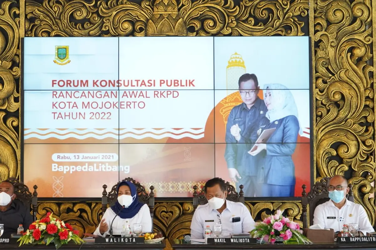 Wali Kota Mojokerto Ika Puspitasari dan jajarannya. (Ist)