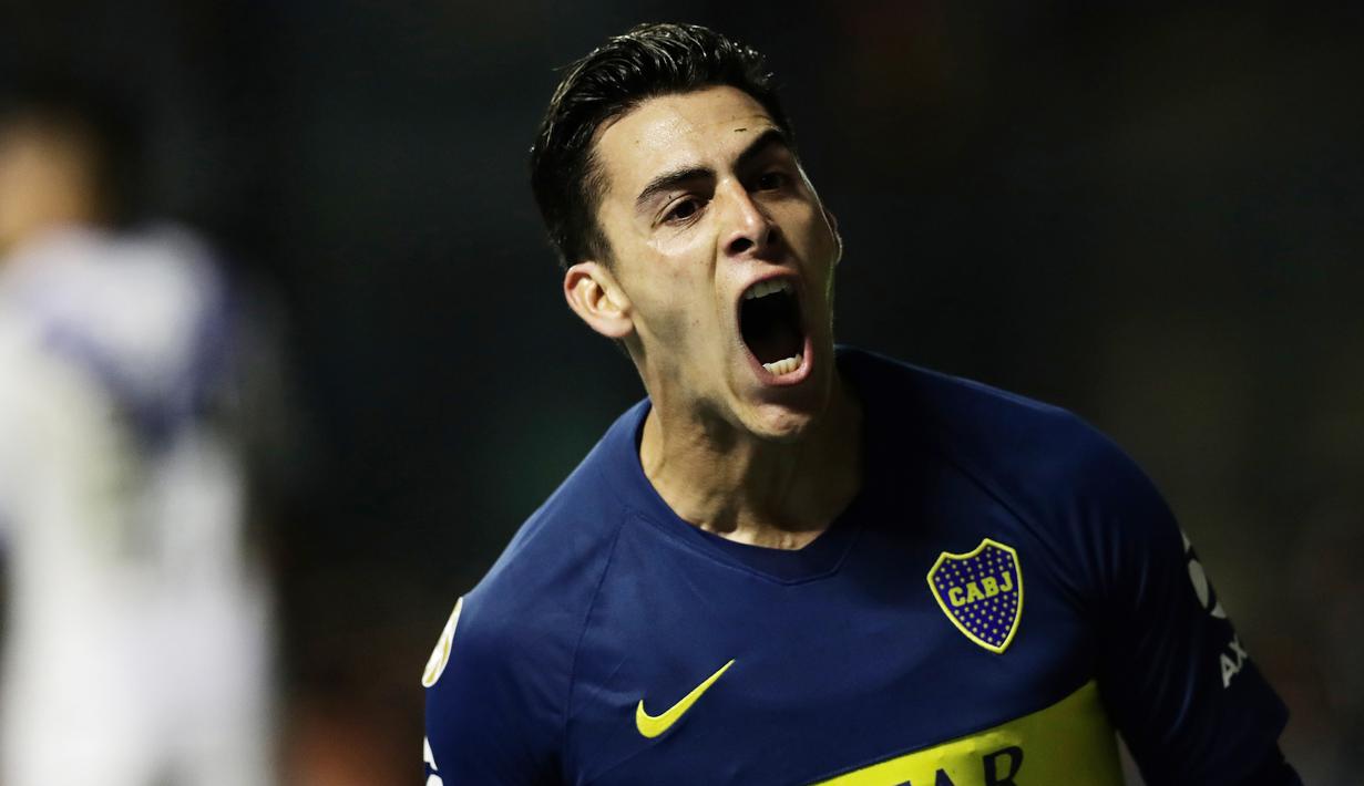 4. Cristian Pavon – Pemain asal Argentina ini santer dikabarkan menjadi incaran klub top Eropa seperti Barcelona dan Arsenal. Skill mumpuni dan handal dalam mencetak gol membuatnya diprediksi bisa menjadi penerus Messi. (AFP/Alejandro Pagni)