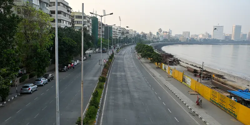 Tekan Angka Corona, Mumbai Berlakukan Pembatasan Ketat