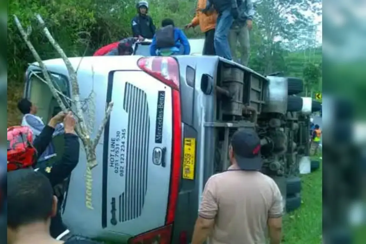 Kecelakaan di Tanjakan Emen
