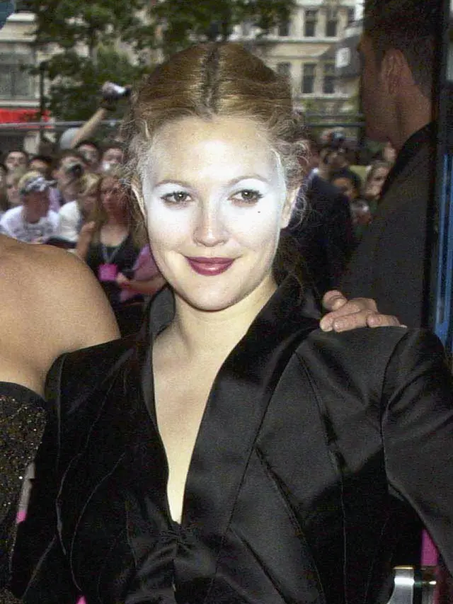 [Bintang] 5 Kesalahan Makeup Seleb Saat Berpose di Red Carpet