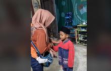 Jadi Anak Asuh Polisi, Begini Momen Bocah Yatim Dijenguk Ibunya Diberi Nasihat Bikin Haru