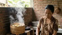 10 Cara Mengolah Kulit Pisang Jadi Camilan, Solusi Limbah Jadi Berkah