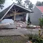 Kondisi sebuah rumah di Kecamatan Pronojiwo Lumajang Jawa Timur setelah terjadi gempa. (foto: Liputan6.com/WAG Lumajang/Binta/Edhie Prayitno Ige)