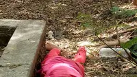 Mayat perempuan ditemukan di area Bukit Cinta Bukit di wilayah Kelurahan Penfui Timur, Kecamatan Kupang Tengah, Kabupaten Kupang, NTT, Minggu (18/3/2018) sekitar pukul 11.30 wita.