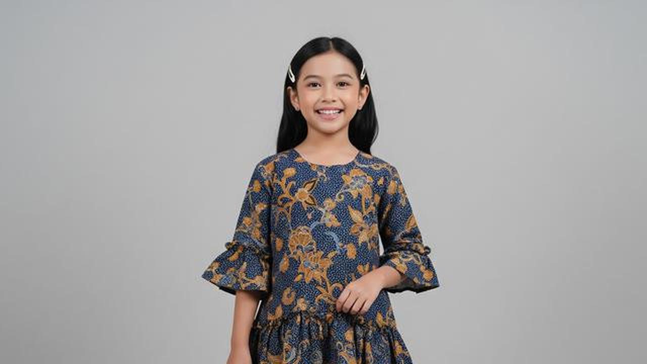 8 Model Atasan Batik Anak Perempuan yang Stylih, Manis untuk Acara Formal Keluarga