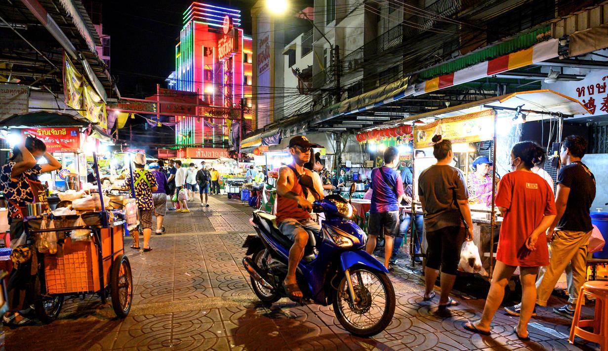 Dunia Malam Bangkok - Jalan Jalan Malam Di Phuket Thailand ...