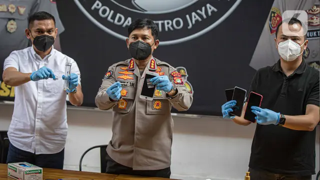 FOTO: DJ Chantal Dewi Ditangkap Polisi Terkait Narkoba