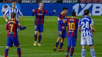 Barcelona meraih kemenangan 2-1 atas Real Sociedad pada laga lanjutan La Liga di Camp Nou, Kamis (17/12/2020) dini hari WIB. (AP Photo/Joan Monfort)