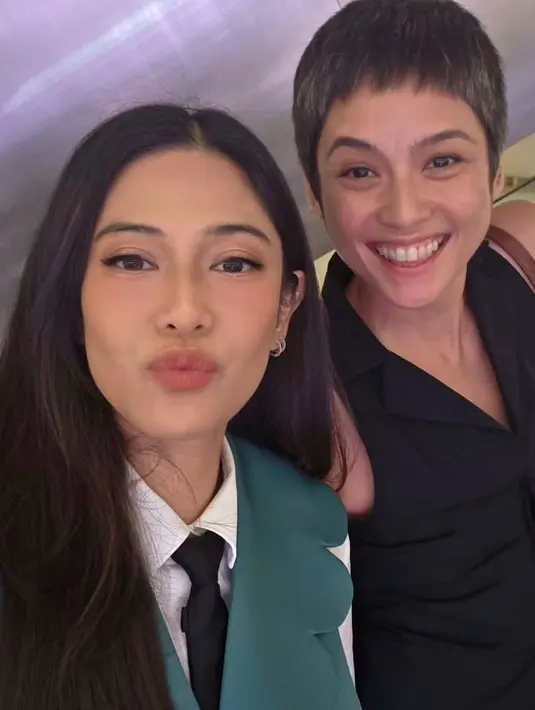 <p>Au gaya Dian Sastrowardoyo dengan Mariana Renata. (Dok: IG <a href="https://www.instagram.com/p/DGkjc_YTCH8/?igsh=MXRyZng1dnh3ajloOA==">https://www.instagram.com/p/DGkjc_YTCH8/?igsh=MXRyZng1dnh3ajloOA==</a>)</p>