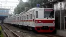 Kementerian Perindustrian (Kemenperin) menolak usulan PT KCI untuk mengimpor rangkaian kereta bekas dari Jepang serta meminta perseroan membeli produk dalam negeri dari PT Industri Kereta Api. (Liputan6.com/Johan Tallo)
