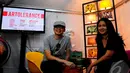 Ria Irawan dan Ari Tulang saat menjadi pengisi acara ArTolerence di Terrace Lagoon, Mal Senayan City, Jakarta, Sabtu (19/07/2014) (Liputan6.com/Andrian M Tunay)