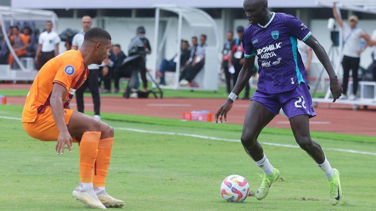 Foto: Di Kandang Sendiri, Persita Dikalahkan Borneo FC