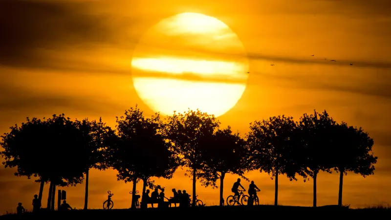 Potret Keindahan Matahari Terbenam di Jerman