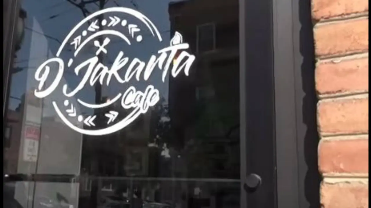 D’jakarta Cafe yang menyajikan masakan khas Indonesia di Philladephia, AS. (Dokumentasi VOA News)
