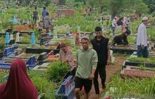 Ziarah Lebaran Palembang: Ratusan Warga Padati TPU Saat Lebaran Kedua Idul Fitri 1447 H