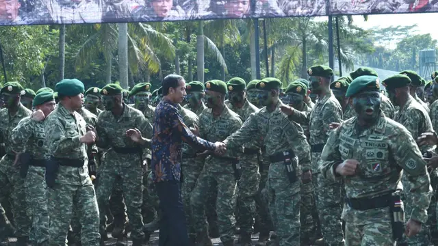 20161116-Jokowi-Kostrad5