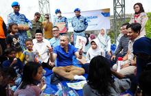 Solidaritas Kemanusiaan: Menko Pangan Salurkan Bantuan Korban Kebakaran Pengadegan yang Hanguskan 88 KK