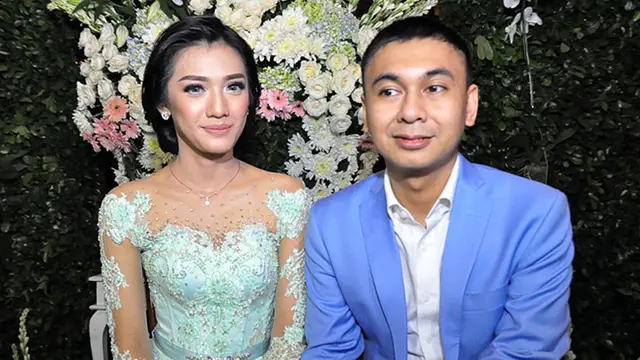 [Bintang] Raditya Dika Lamar Anissa Aziza