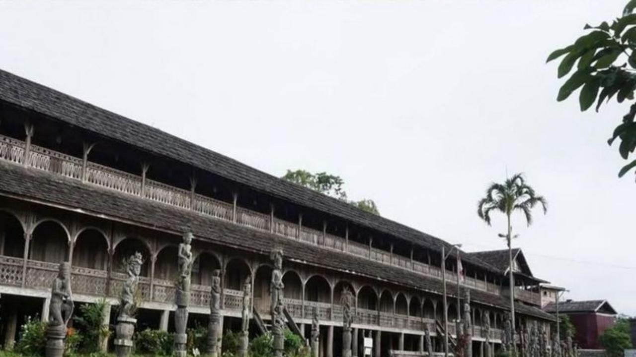 Kemenbud Perkuat Pelestarian Lamin Mancong, Monumen Harmoni Budaya di Kaltim