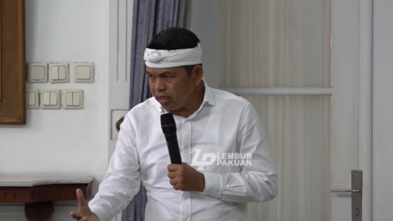 Sambil Melotot ke Pejabat Pemprov, Dedi Mulyadi Sebut Seburuk-buruknya Belanda Mengisap, Peninggalannya Bagus-bagus 'Kita Ini Penjajah