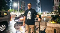 Desain Kaus Anies Baswedan Saat Berada di Qatar Disorot di Tengah Peringatan Darurat Indonesia Gelap