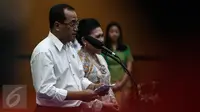 Budi Karya Sumadi memberikan kata sambutan usai menandatangani dokumen sertijab Menteri Perhubungan di Gedung Kemenhub, Jakarta, Kamis (28/7). (Liputan6.com/Faizal Fanani)