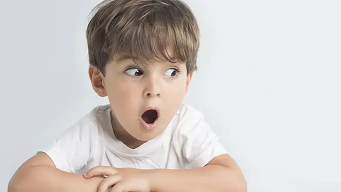 Gokil! Cowok Rusia Ini Sukses Pegang Payudara 1.000 Cewek!