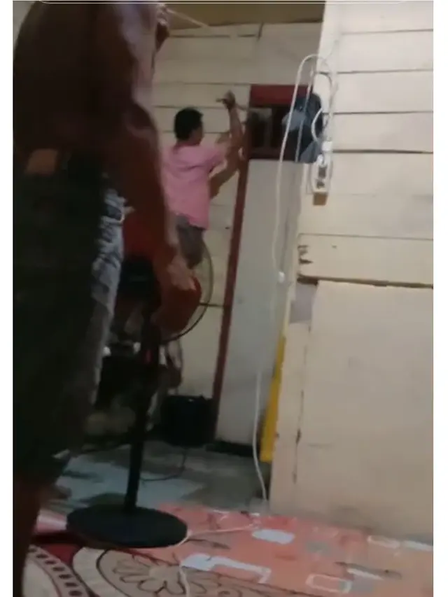 Viral Maling Tertangkap Dikurung di Kamar, Ditakuti Ular Sampai Nangis Histeris