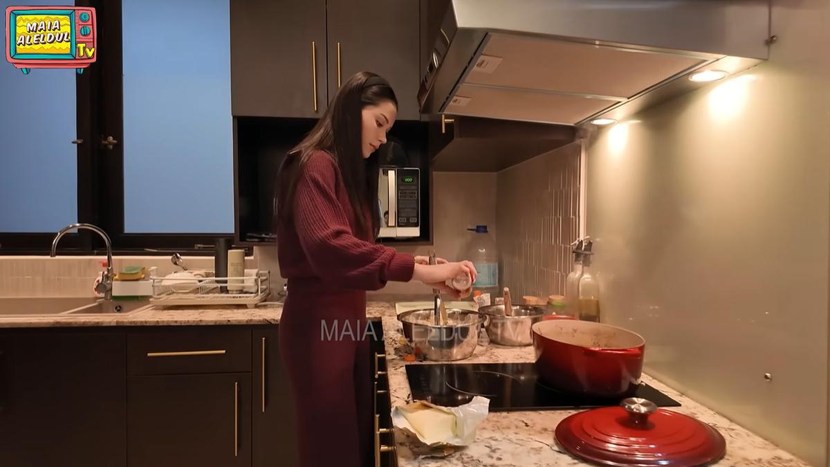 6 Potret Dapur Rumah Al Ghazali dan Alyssa Daguise, Kombinasi Warna dan Pencahayaan yang Beri Kesan Mewah