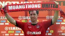 Robbie Fowler (3 benua). Di Eropa ia memperkuat Liverpool selama 9 musim mulai 1993/1994. Mulai 2001-2009 memperkuat 5 tim Inggris lainnya. Pada 2009-2011 hijrah ke Australia bersama North Queensland Fury dan Perth Glory. Pada 2011 ke Muangthong United di Liga Thailand. (AFP/Pornchai Kittiwongsakul)