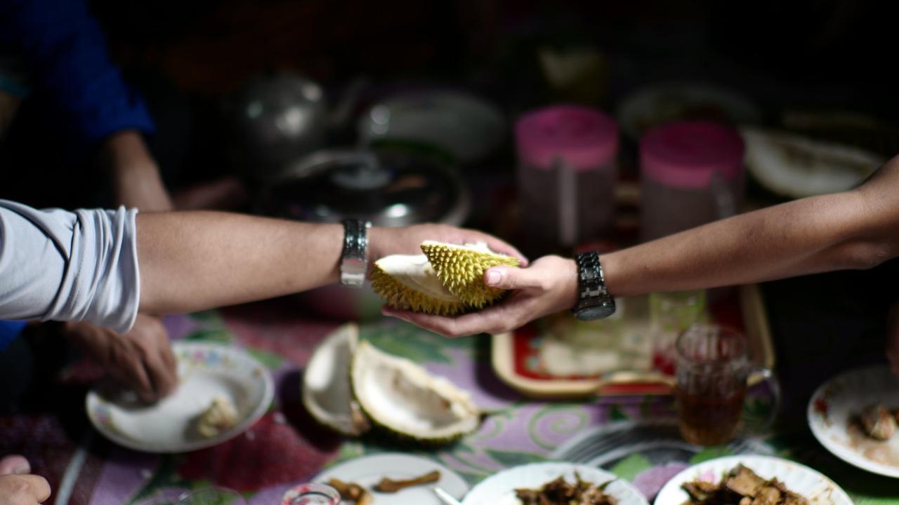 1.&nbsp;Tubuh Terasa Panas: Kandungan Sulfur dalam Durian