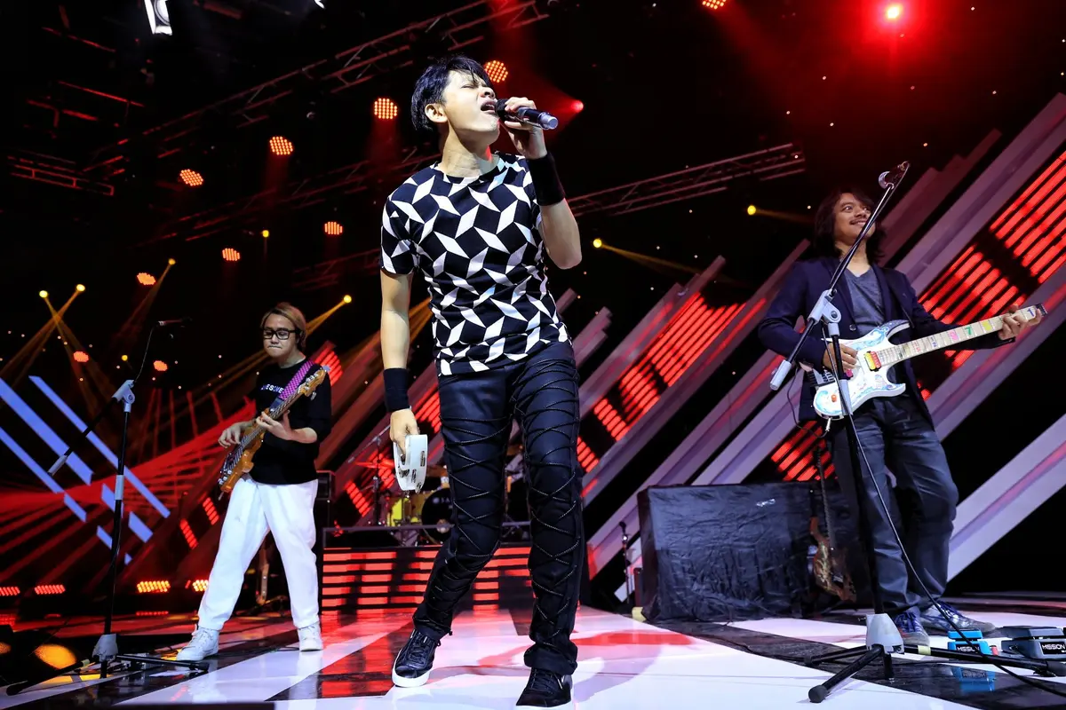 [Bintang] Gigi, The Biggest Concert Super Band