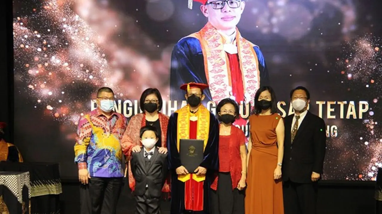 Pengukuhan Prof. Fergyanto E. Gunawan, Dr. Eng sebagai Guru Besar Tetap bidang ilmu Pemodelan Sistem dan Simulasi BINUS UNIVERSITY.