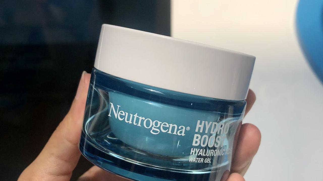 Pelembap: Neutrogena Hydro Boost Water Gel<br>